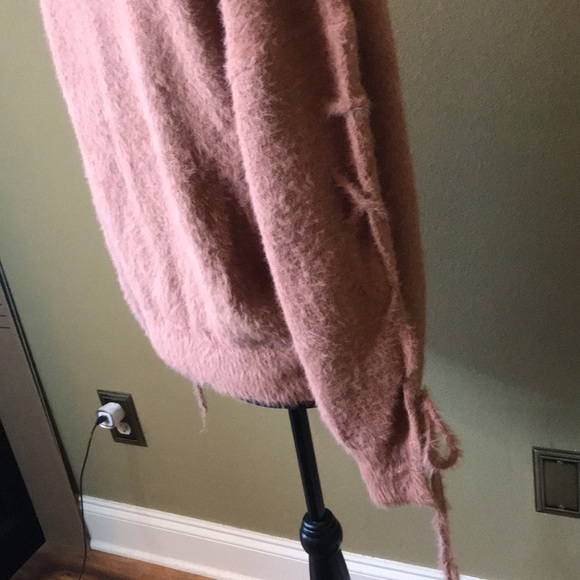 Women’s long sleeve sweater NWT - Picture 5 of 11